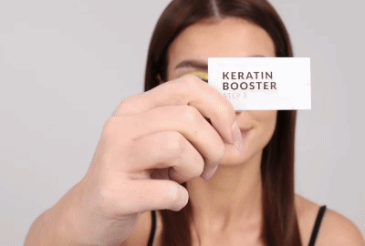 نموذج لتطبيق الخطوة 3 - معزز الكيراتين على الرموش